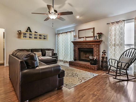 5th image of 502 Matterhorn Dr