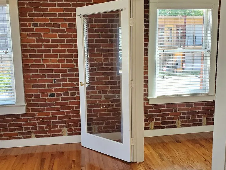 810 NE Couch St — Photo 4