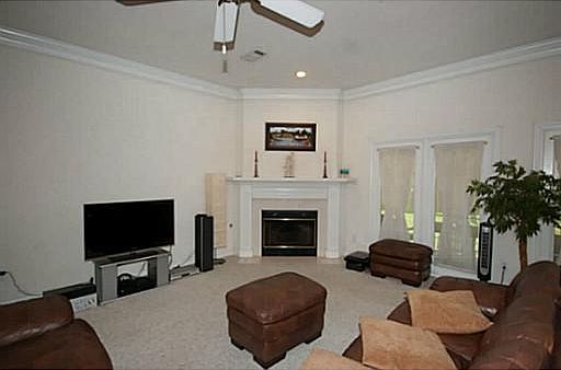 4th image of 4208 Bedford Ct