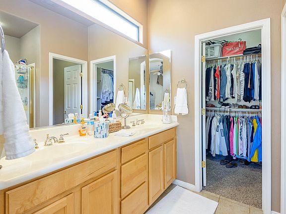 4th image of 19550 N Grayhawk Dr Unit 2050