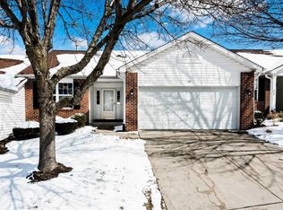 60 Hill Ridge Ct, Saint Charles, MO 63303