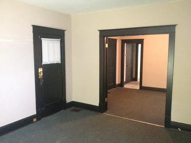 3959 Miami St #1