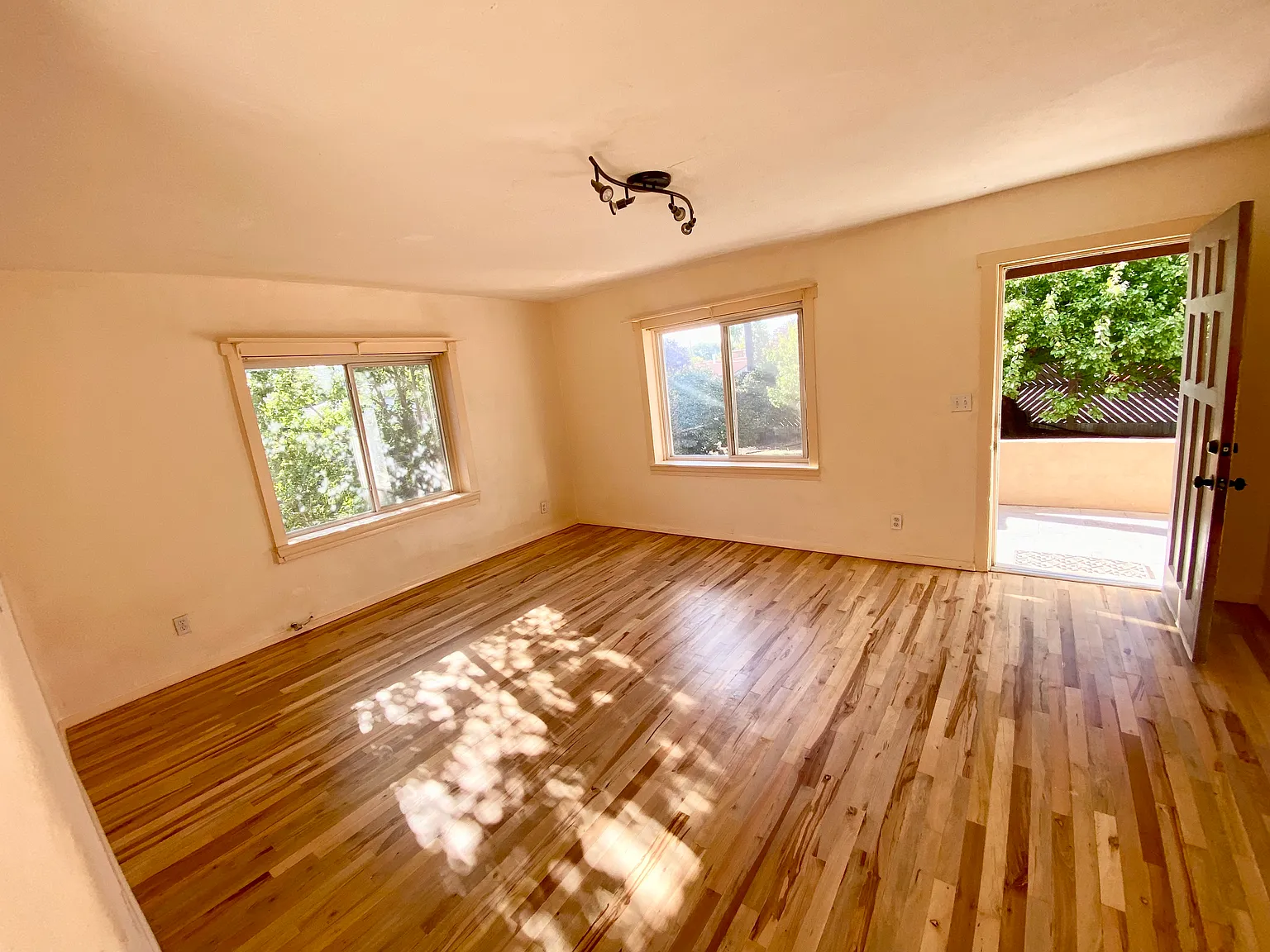 1703 Quapaw St — Photo 3