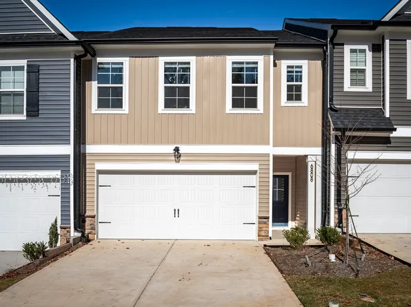 6808 Doddridge Ln, Cary, NC 27519