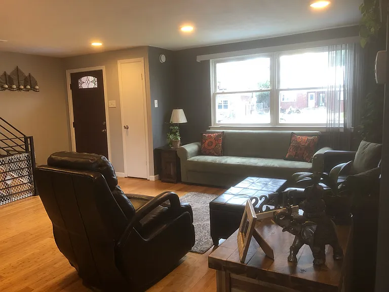 4624 Regent St — Photo 5