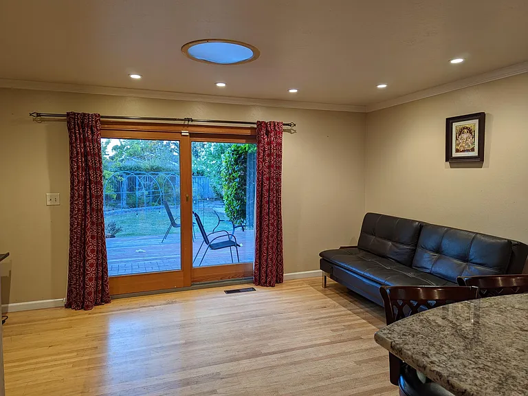 21523 Conradia Ct — Photo 4