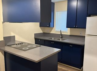 2117 9th St APT 2, Sacramento, CA 95818