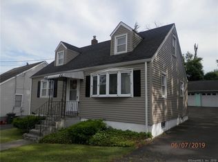 216 Granfield Ave, Bridgeport, CT 06610