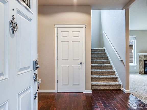 5th image of 4713 Helena Avenue SE