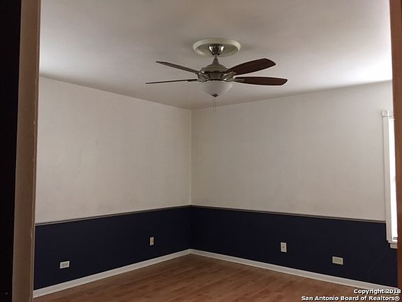 4th image of 4623 Newcome Dr