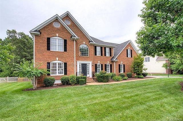 2nd image of 5409 Hillshire Way