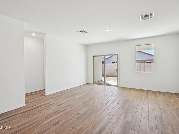 5th image of 47771 W MELLEN Lane