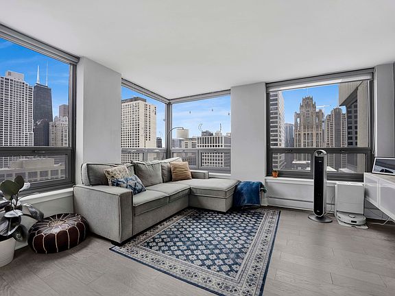 2nd image of 440 N Wabash Ave APT 3108