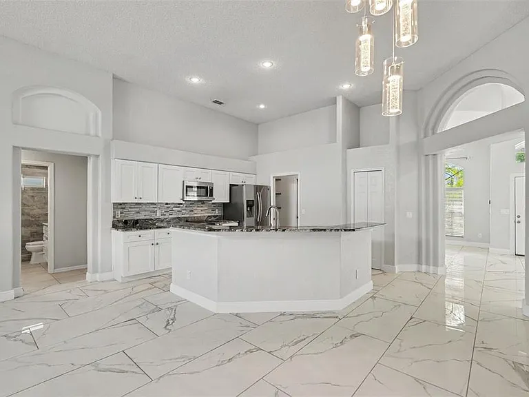11504 Wellman Dr — Photo 11