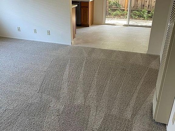 4th image of 487 Ortega Ave #4