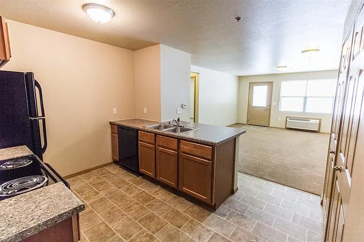 Tyson Vance Apartments — Photo 2