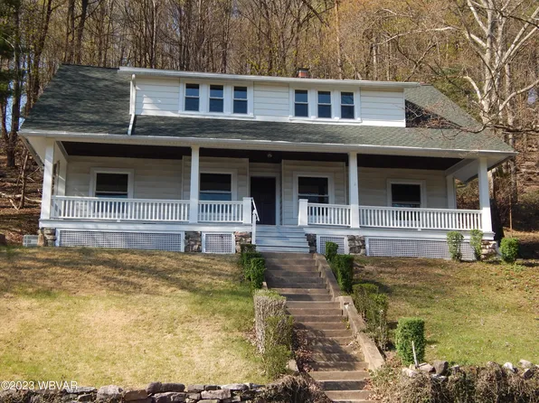 1025 Four Mile Dr, Williamsport, PA 17701