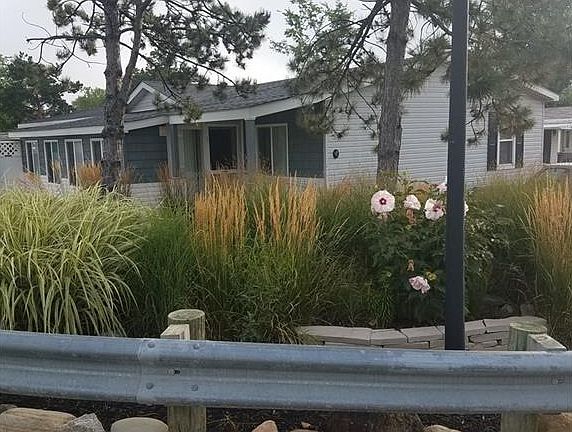 4th image of 1001 Sagramore Dr N