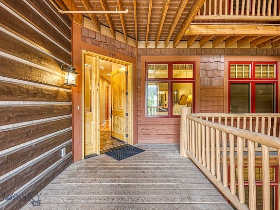 3rd image of 7 Sitting Bull Rd #1202