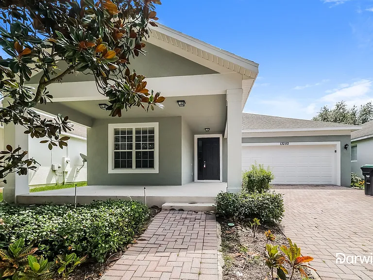 13250 Strode Ln — Photo 1