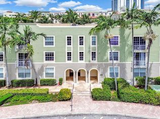 1900 Van Buren St APT 304B, Hollywood, FL 33020