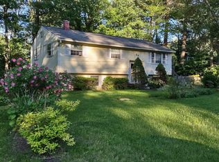 54 Millbrook Dr, Milford, NH 03055