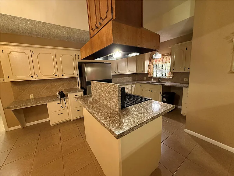 4114 Connorvale Rd — Photo 22
