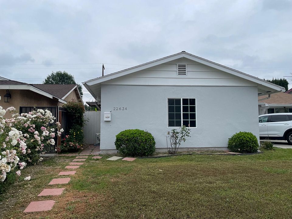 1st image of 22634 Gilmore St