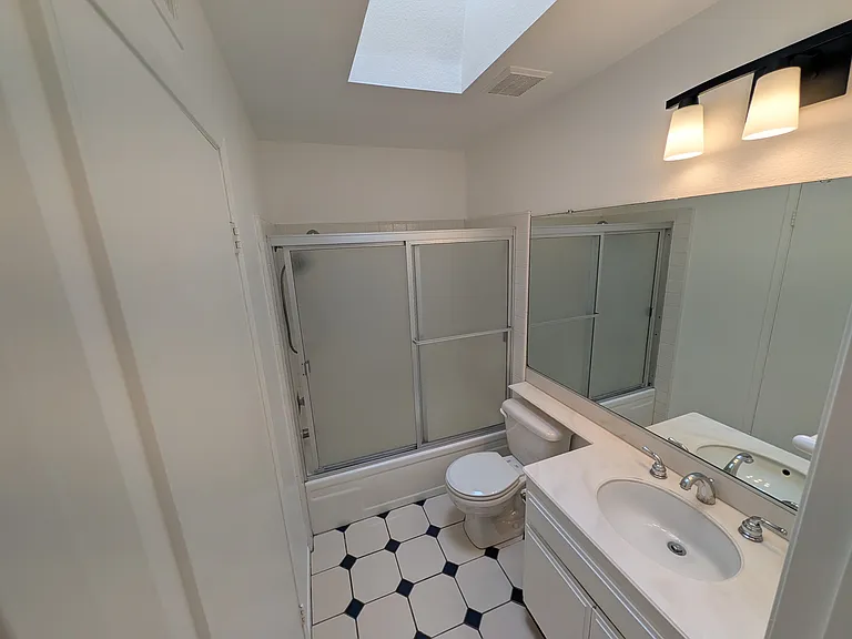 Upstairs bathroom