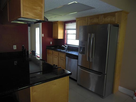 3rd image of 13844 Cherry Creek Dr