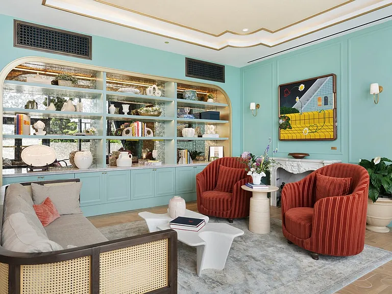 Building's Lounge