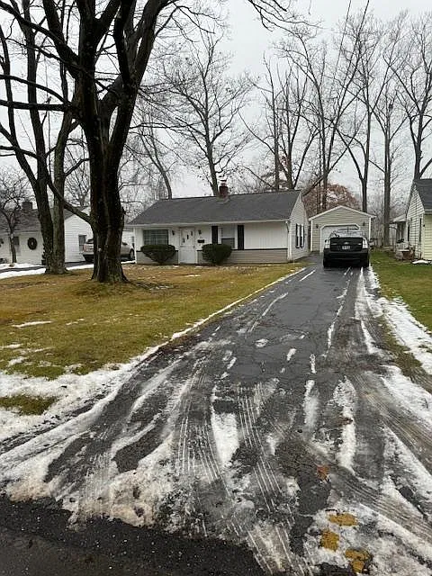 4 bed, 1218 sqft, $1,750 — Photo 3