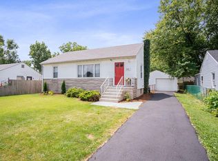 7432 Marshall Ave, Hammond, IN 46323