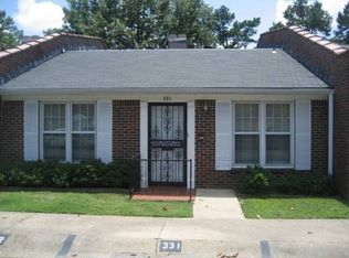 331 Cambridge Place Dr, Little Rock, AR 72227
