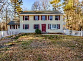 88 McIntire Rd, New Gloucester, ME 04260