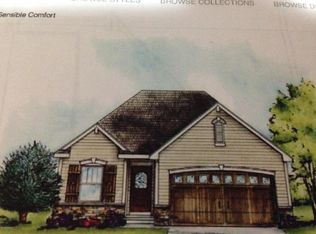 36 Parkview Ln, Glens Falls, NY 12801