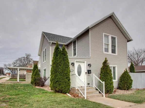 1201 N 12th St, Quincy, IL 62301