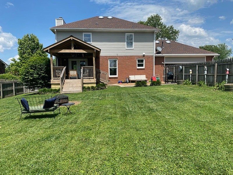 2nd image of 818 Countrywood Dr