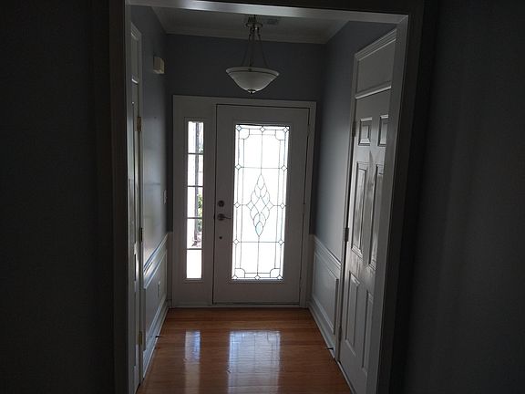 2nd image of 948 Santa Anita Dr