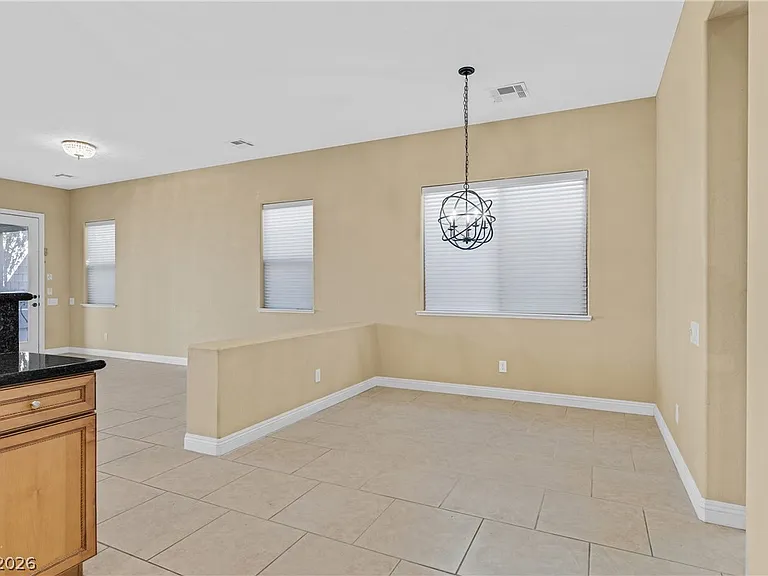 2184 Pont National Dr — Photo 12