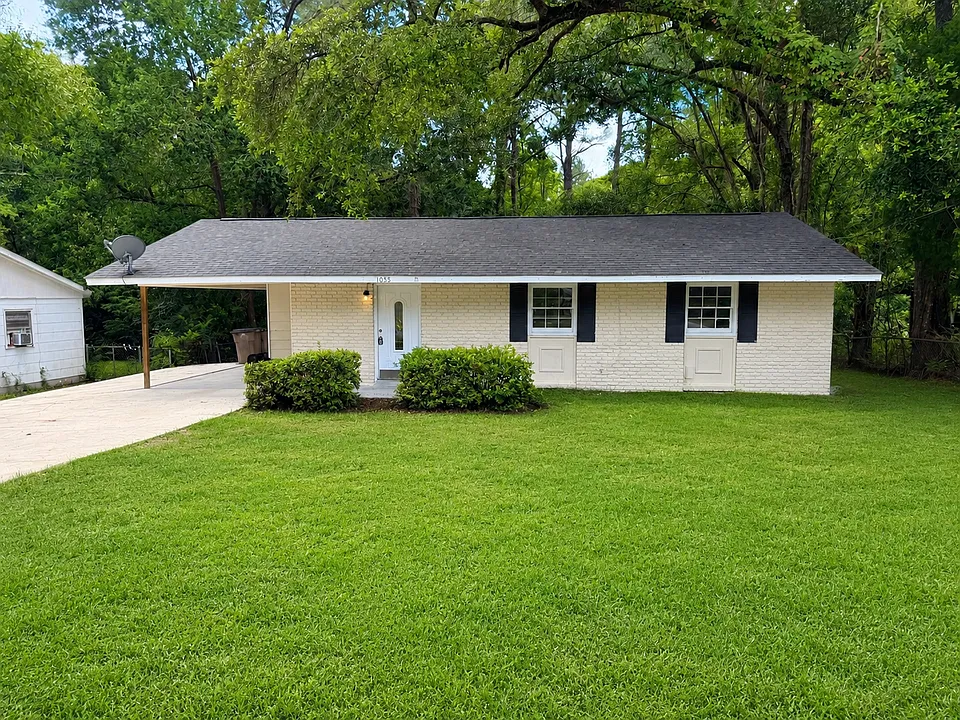 1055 Anders Dr