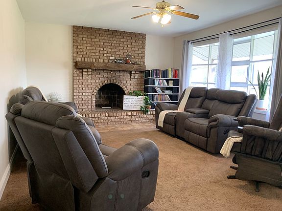 5th image of 2110 Sand Hill Rd