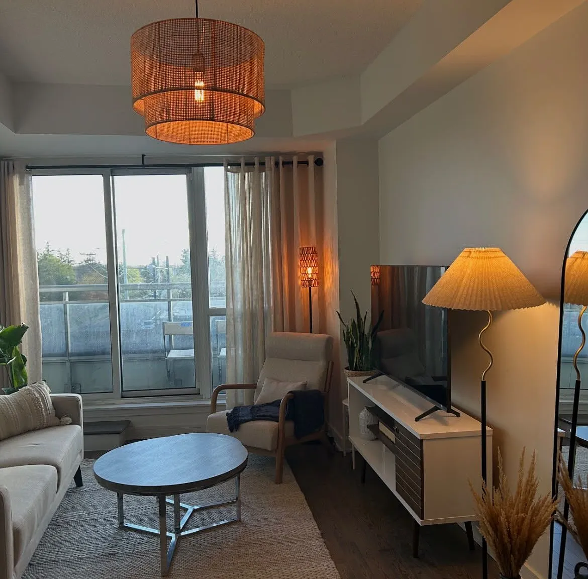 2 bed, $2,450 — Photo 3