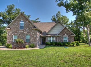 712 Twin View Dr, Murfreesboro, TN 37128