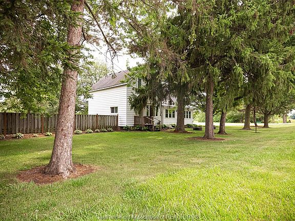 2nd image of 22589 Merlin Rd