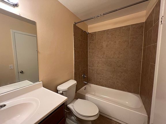 5th image of 12114 Napiers Cir #12114
