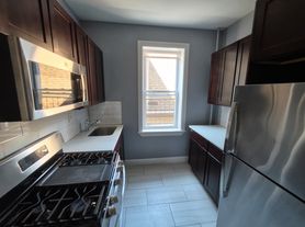 662 Avenue A, Bayonne, NJ