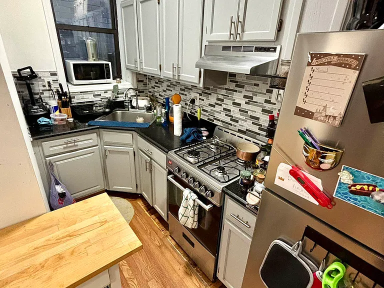 11 Avenue D #4 — Photo 9