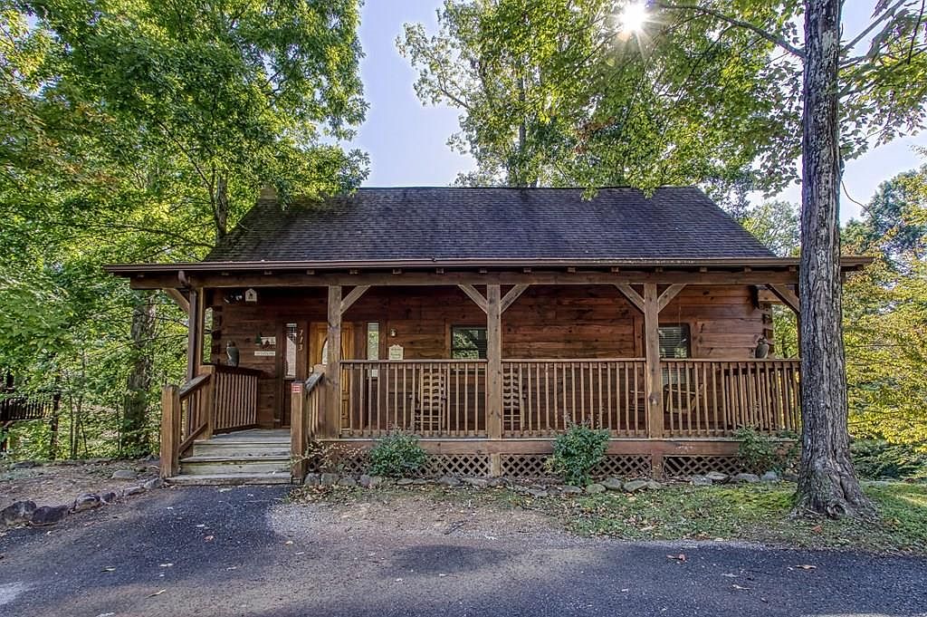 713 Nighthawk Way, Pigeon Forge, TN 37863 | Zillow