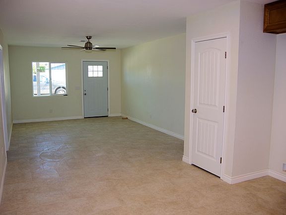5th image of 9353 W Taylor St